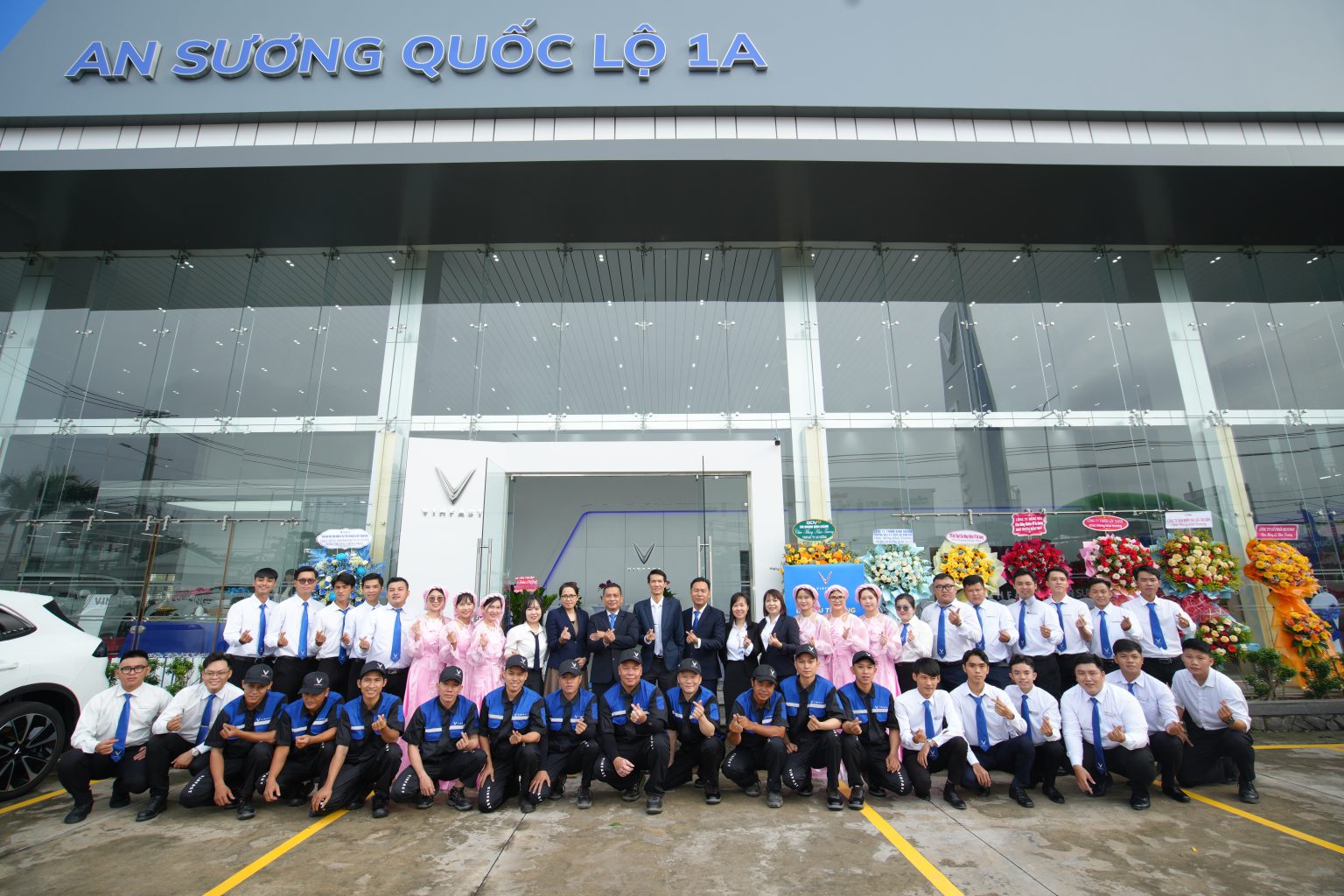 Showroom Vinfast An Sương