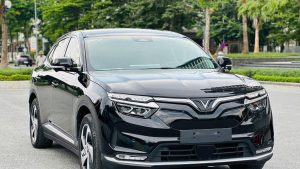 VF8 Plus Đen 2023 - Pin CATL